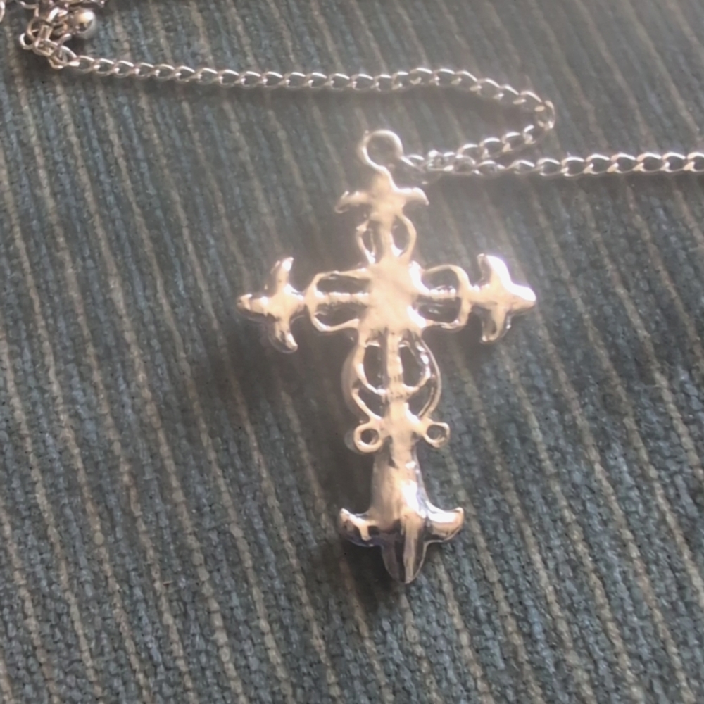 Silver Tone Rhinestone Cross - Picture 5 of 5